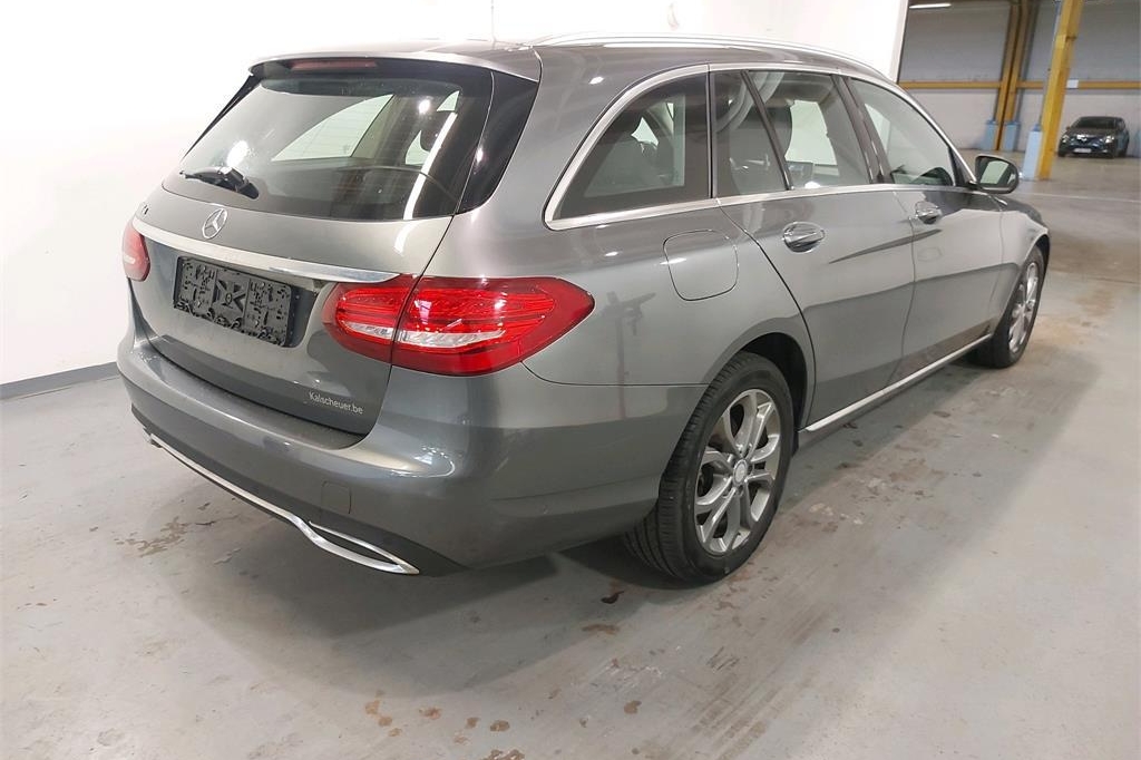 Mercedes-Benz C-Klasse 2016 photo 2