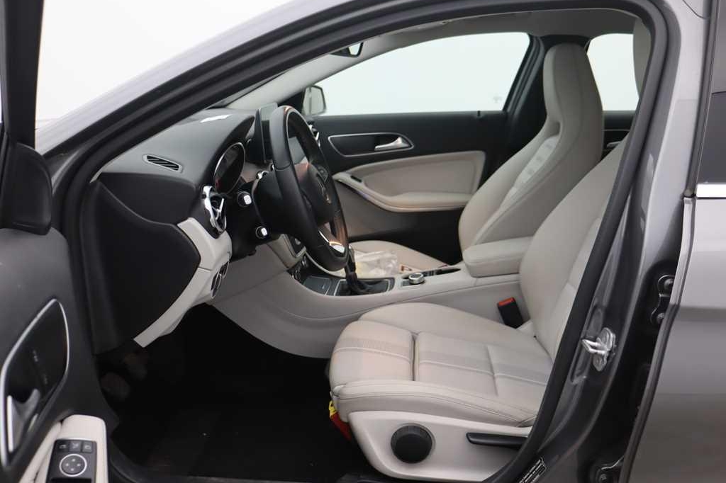 Mercedes-Benz GLA-Class 2017 photo 5