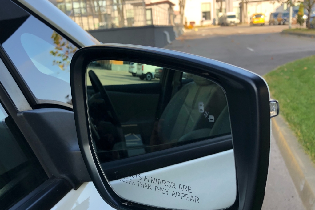 Nissan Leaf SL 40kWh 2019 фото 12