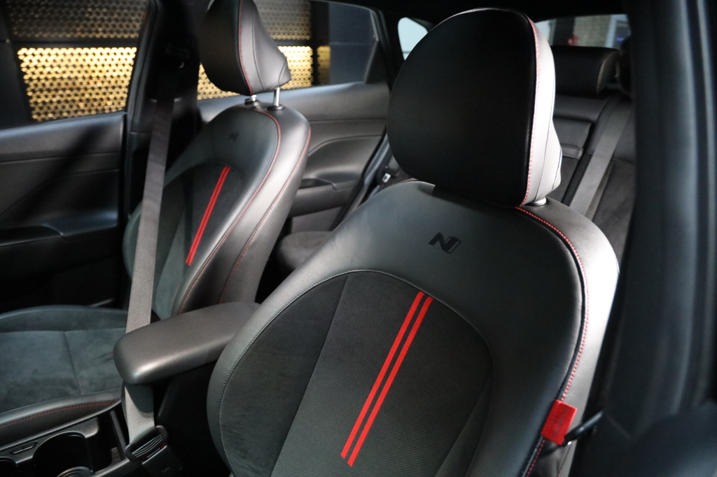 Hyundai Kona 2024 фото 24