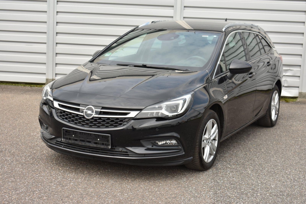 Opel Astra 2018 фото 6