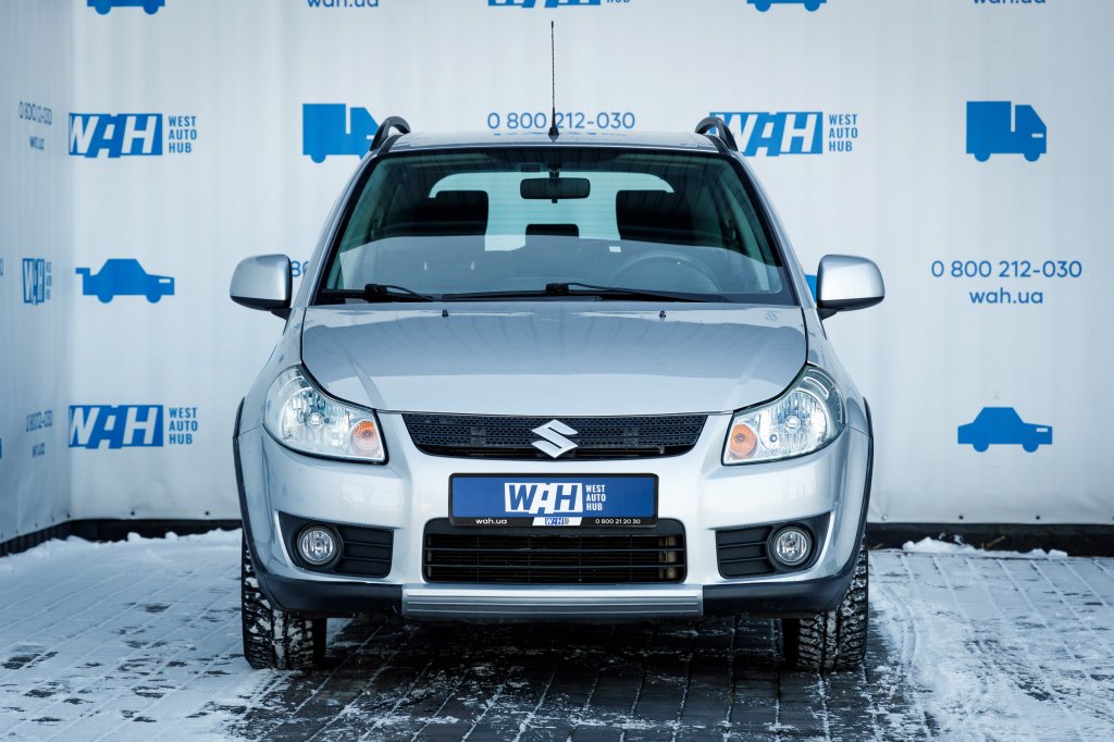 Фото Suzuki SX4 (Сузуки СХ4)