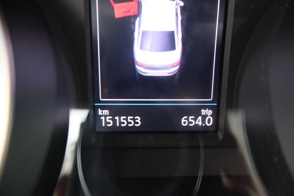 Volkswagen Passat 2017 photo 1