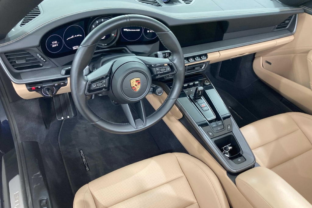 Porsche 992 Cabrio 2020 фото 9