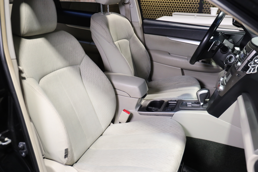 Subaru Outback 2012 photo 22