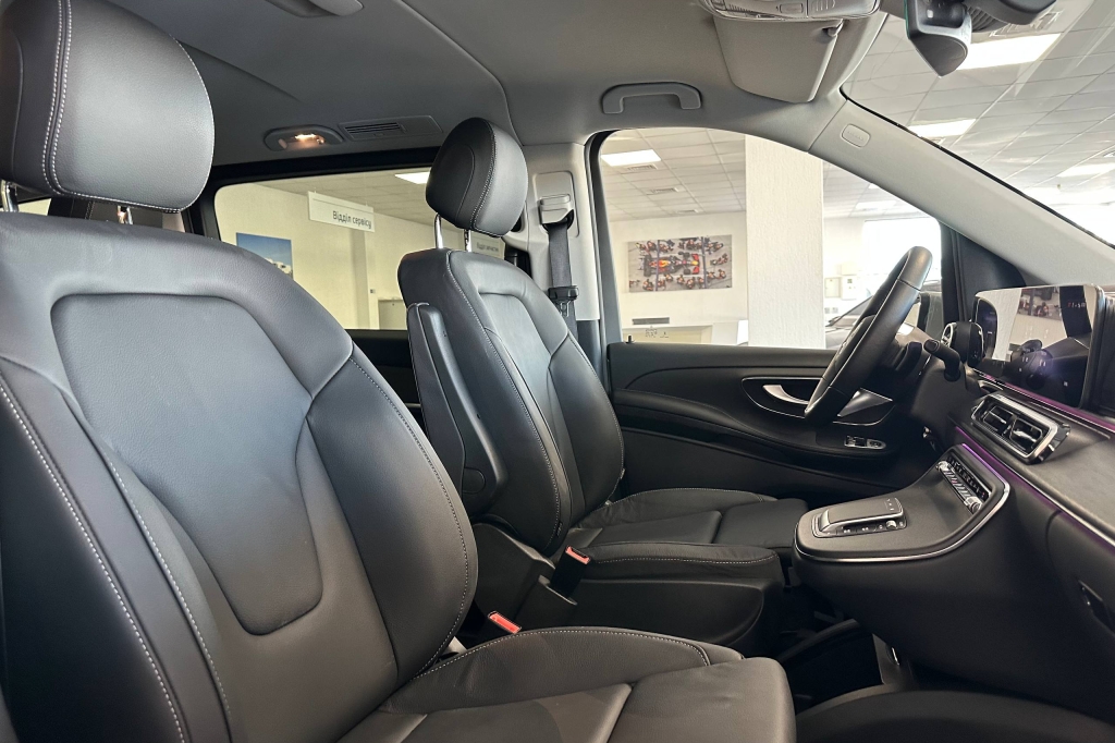 Mercedes-Benz EQV Long 2025 фото 11