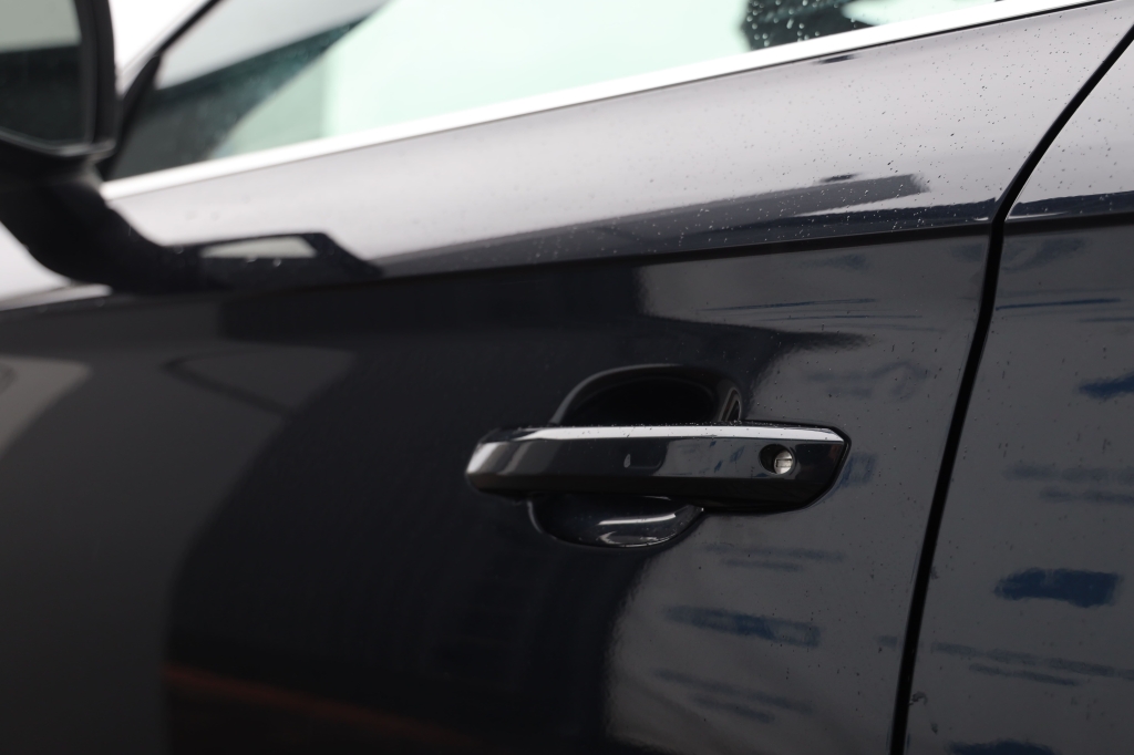 Audi Q5 2017 фото 11