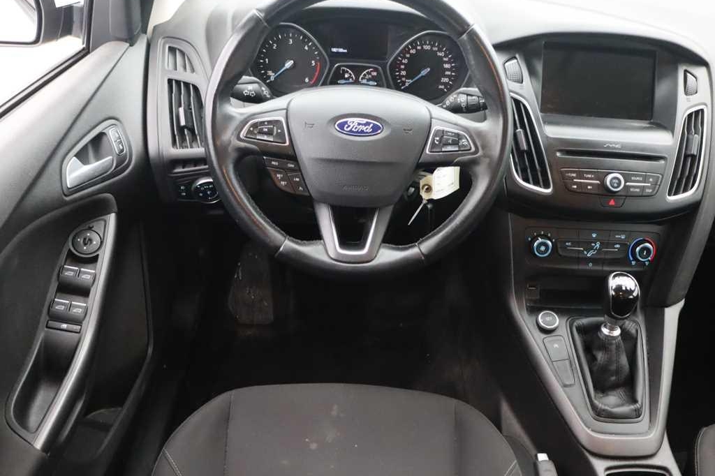 Ford Focus Tunier 2018 photo 6