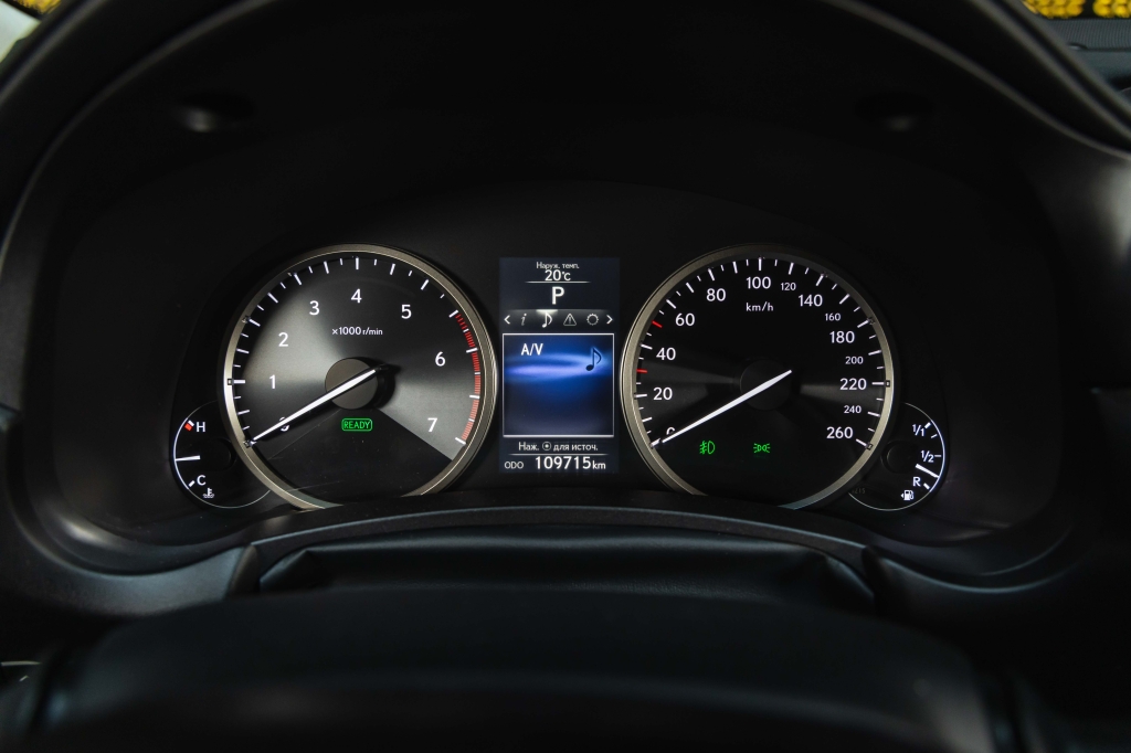 Lexus NX 300H 2016 фото 19