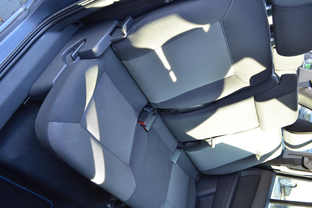 Opel Zafira photo 17