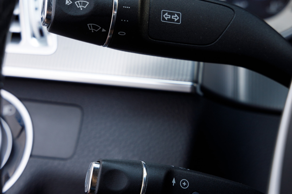 Mercedes-Benz  E220 2013 photo 10