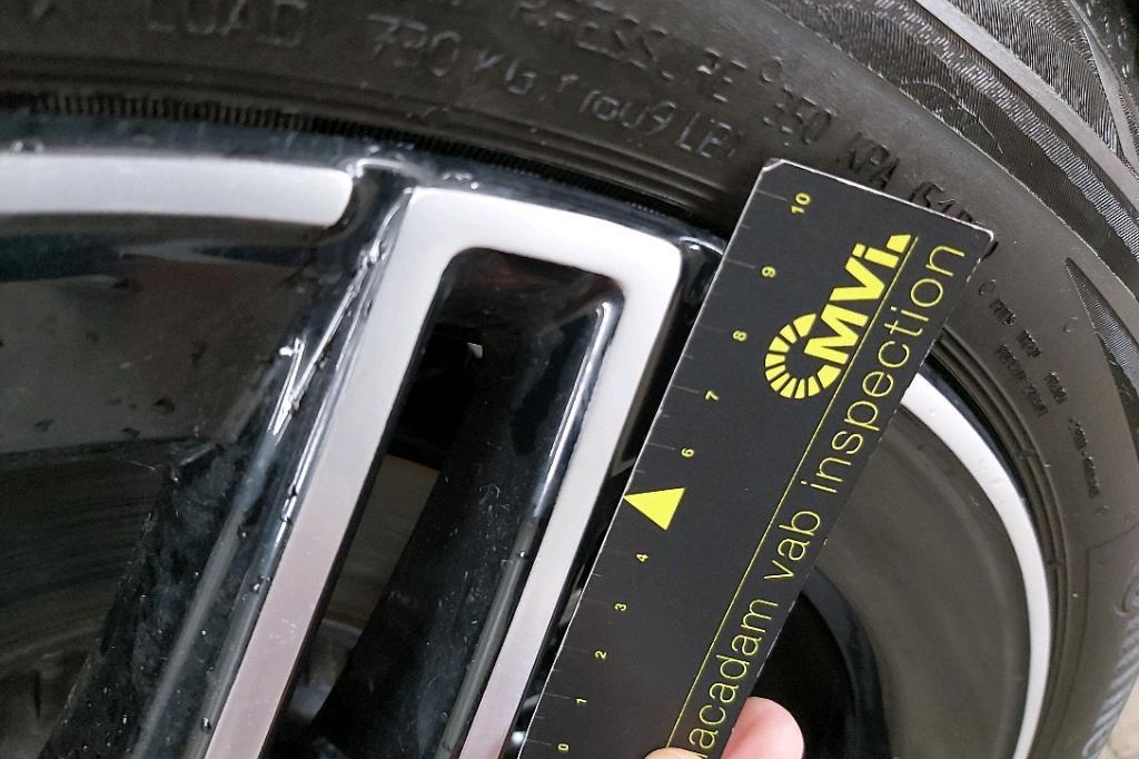 Mercedes-AMG C-Klasse 2019 фото 13