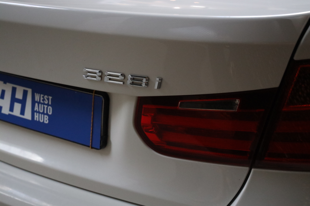 BMW 3 Series 328 2013 фото 32