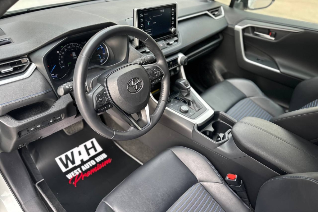 Toyota RAV4 EV Hybrid 2020 photo 10