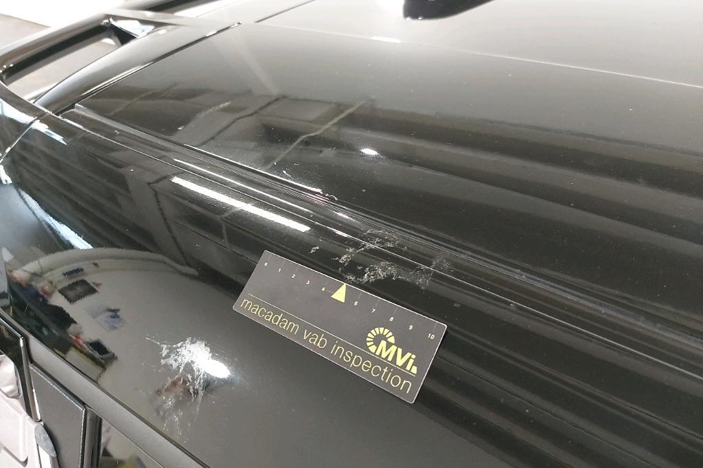 Toyota C-HR 2018 photo 13