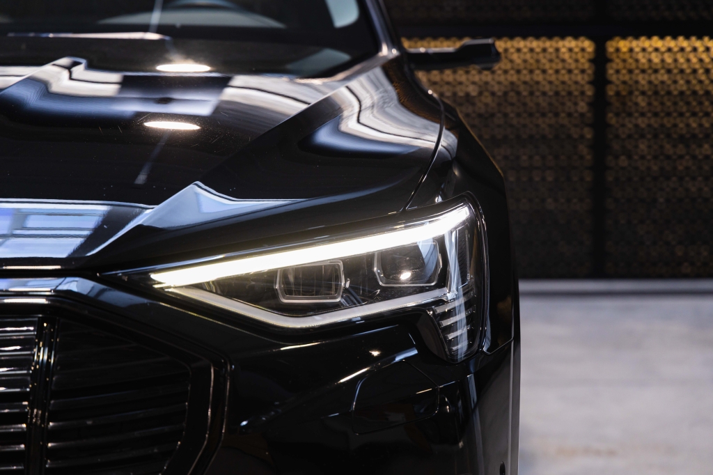 Audi e-tron 55 quattro 2019 фото 1