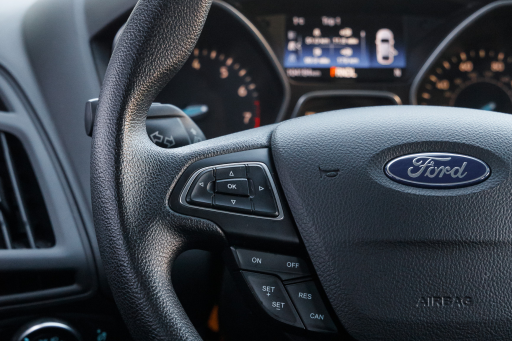 Ford Focus SE 2016 фото 14