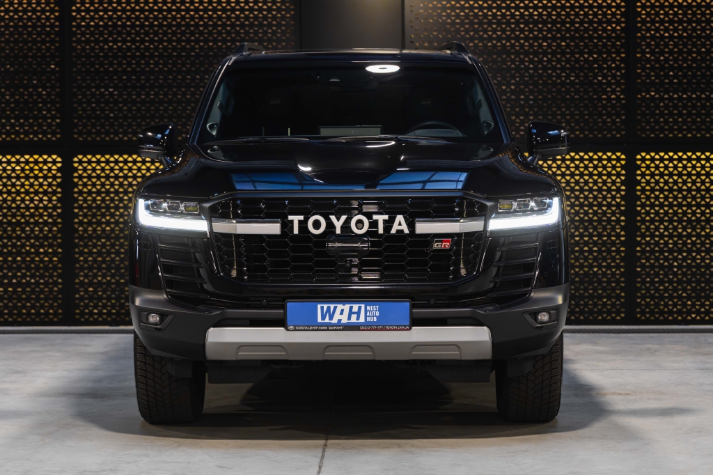 Toyota Land Cruiser GR 2023 фото 3