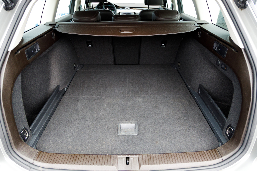 Volkswagen Passat B8 Highline 2016 фото 29