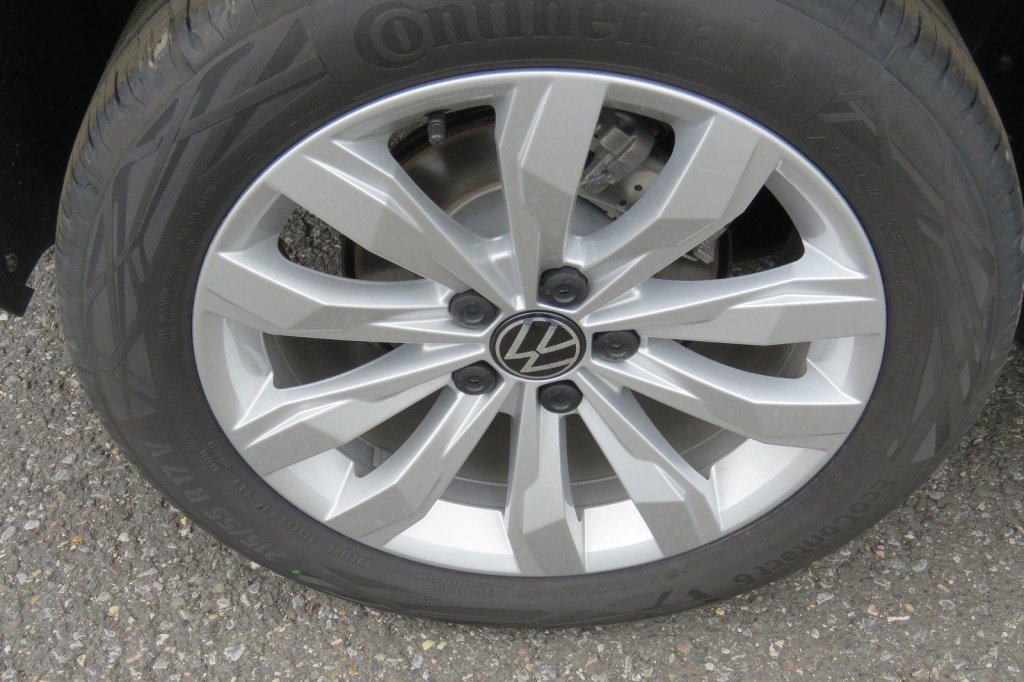 Volkswagen T-Roc 2021 фото 8