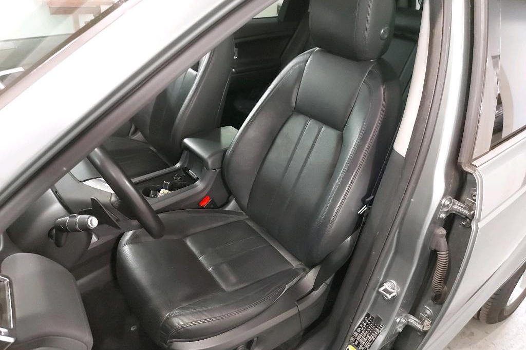 Land Rover Discovery Sport 2016 фото 19