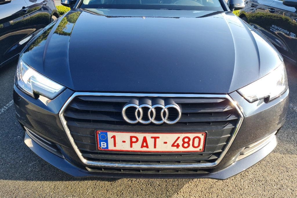 Audi A4 Avant 2016 фото 26