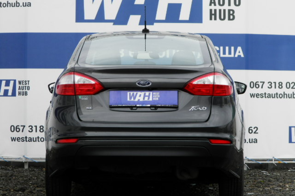 Ford Fiesta SE 2018 фото 4