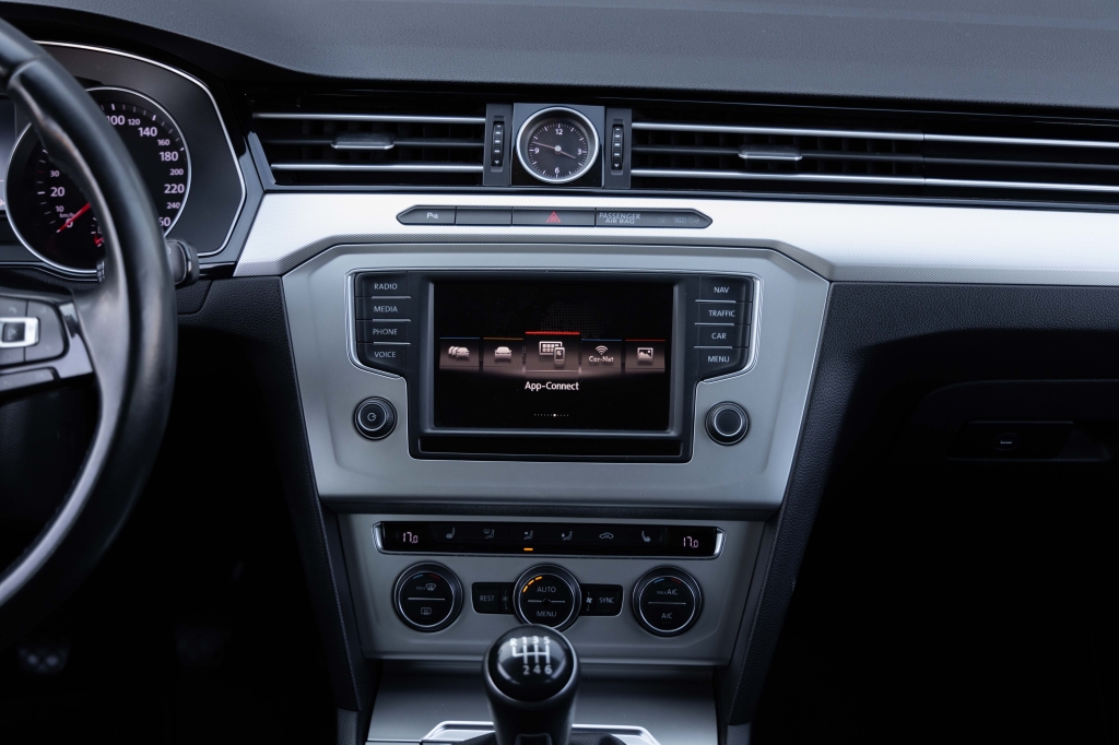 Volkswagen Passat B8 2015 фото 25