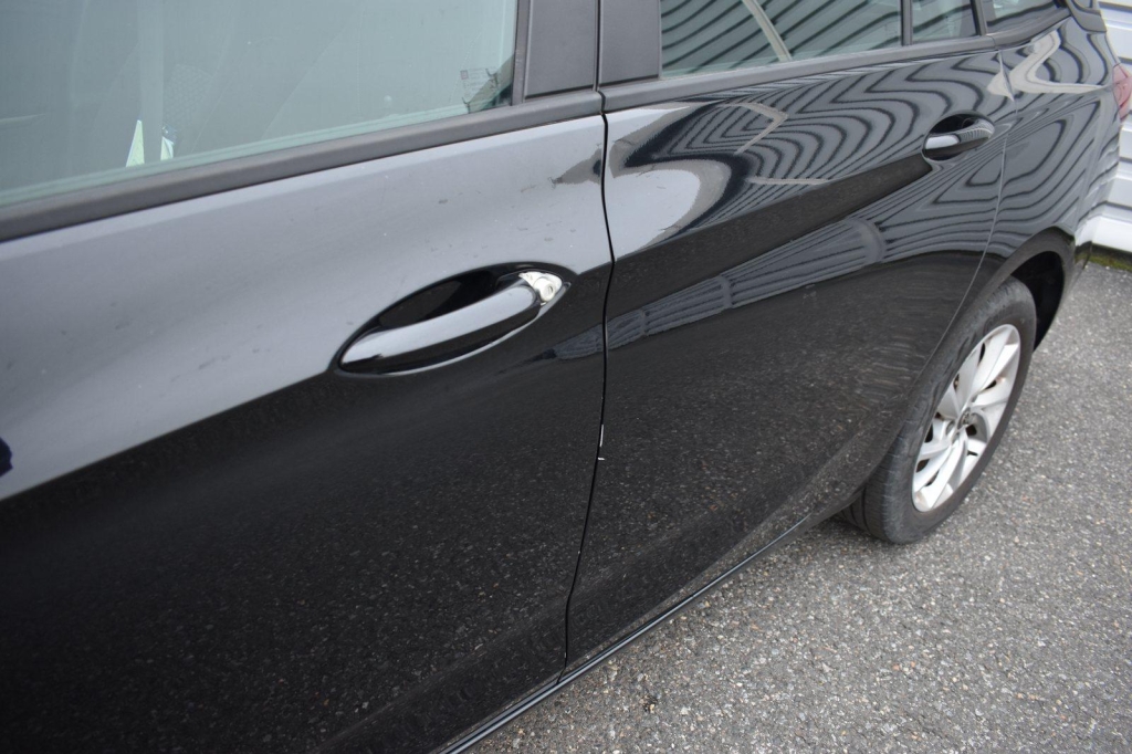 Opel Astra Sports Tourer 2019 фото 9