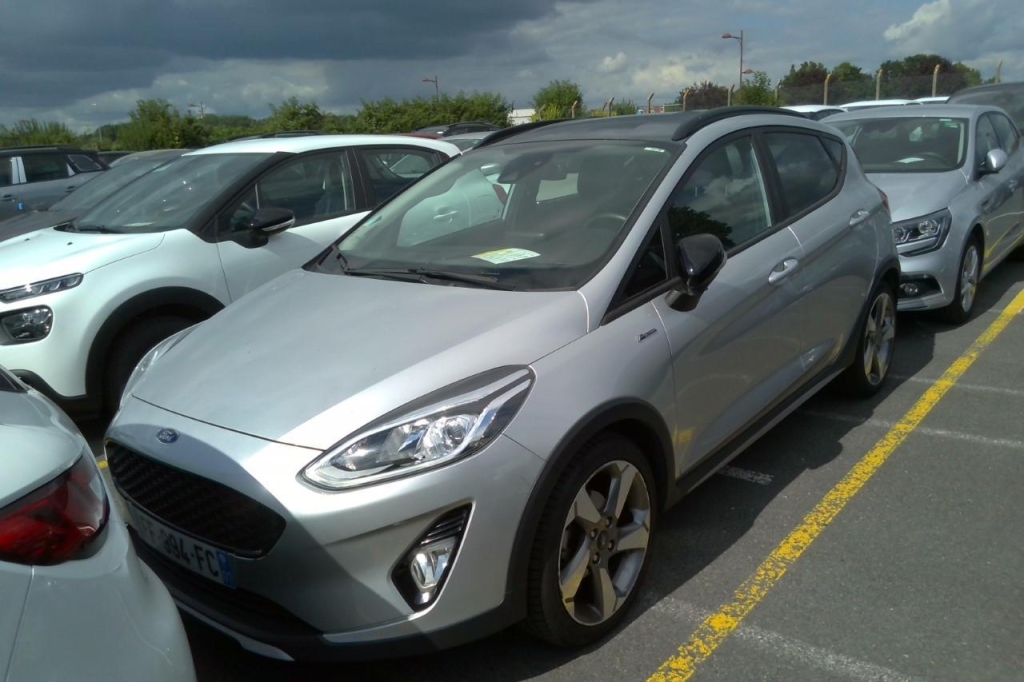 Ford Fiesta Active 2019 фото 5