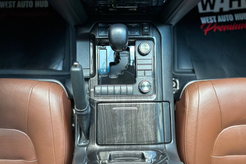 Toyota Land Cruiser 200 GUARD B6 2018 фото 24