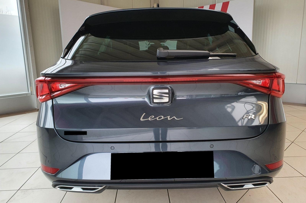 SEAT Leon ST 2020 photo 6