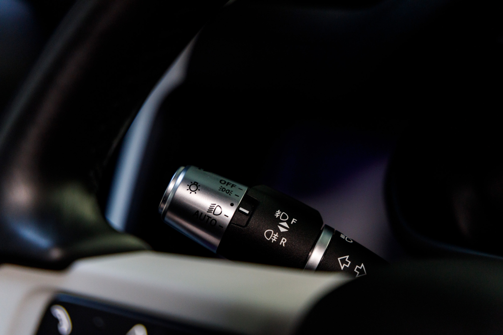 Land Rover Defender First Edition D240 2020 photo 37