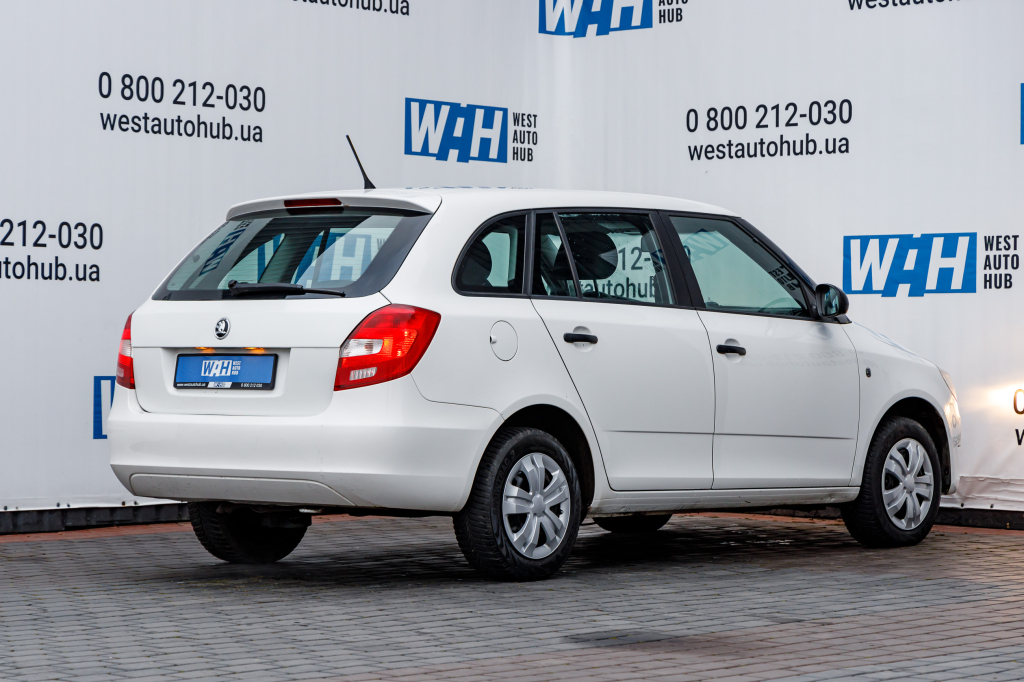 Skoda Fabia 2014 фото 5