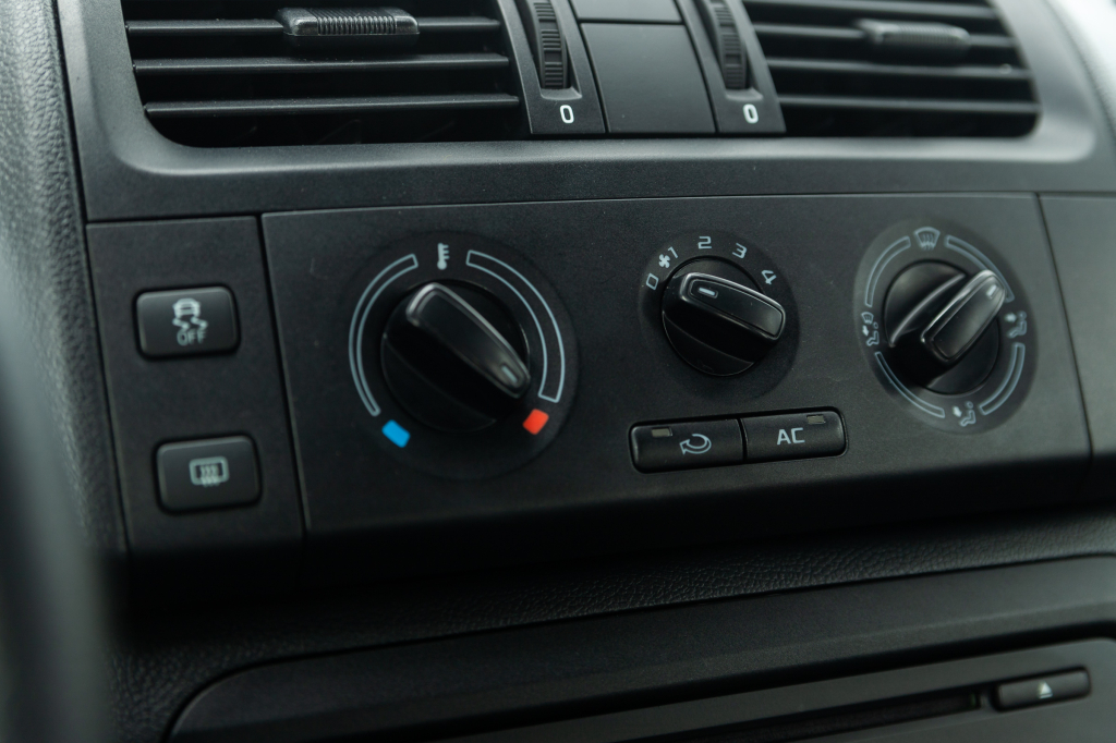 Skoda Fabia 2014 фото 20