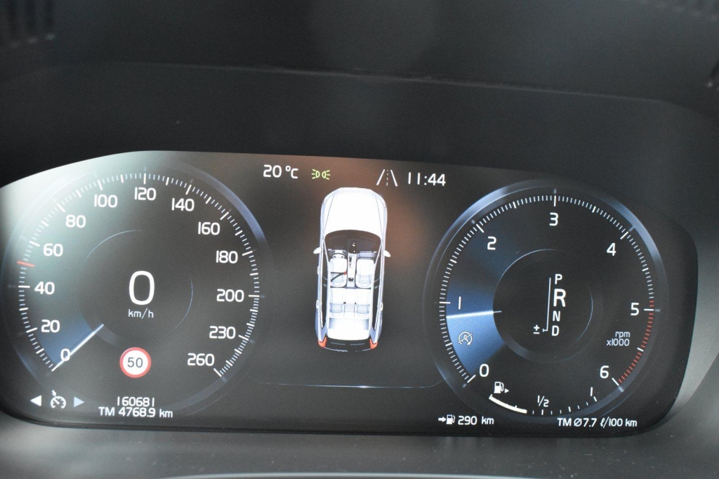 Volvo XC60 2018 photo 5