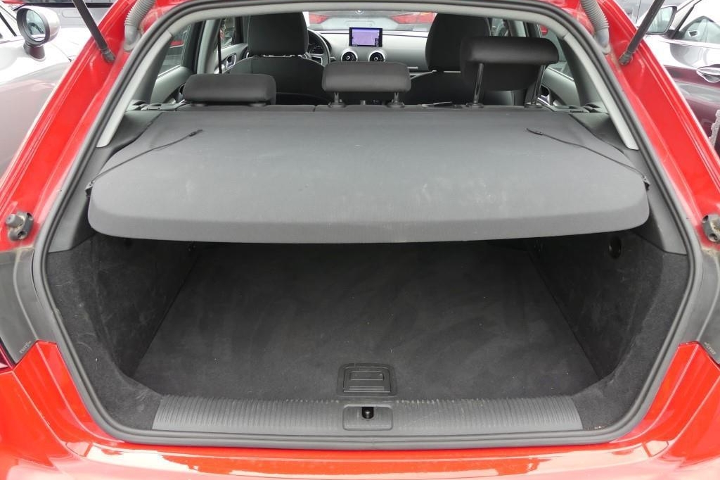 Audi A3 Sportback 2018 фото 19