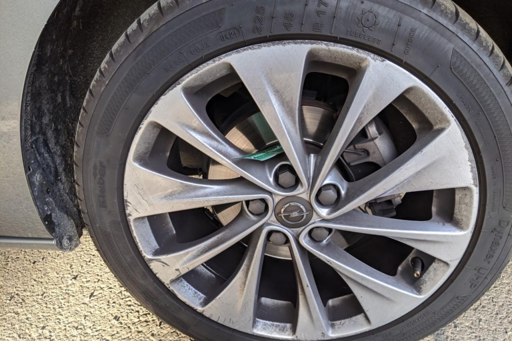 Opel Astra Sports Tourer 2019 фото 12