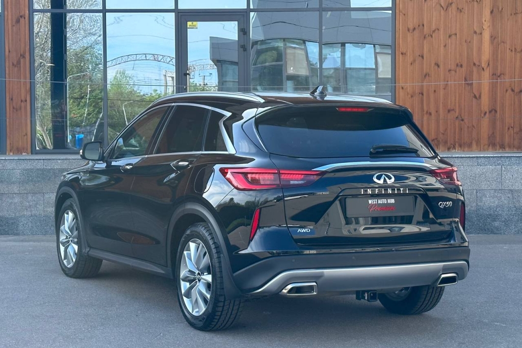Infiniti QX50 2021 фото 4