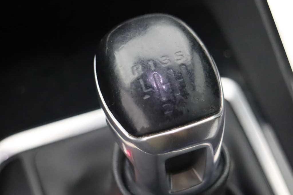 Peugeot 5008 2018 photo 14