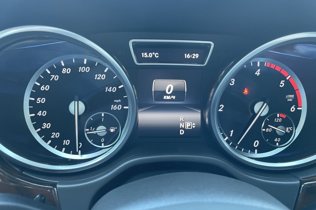 Mercedes-Benz M-Class 350 2013 photo 17