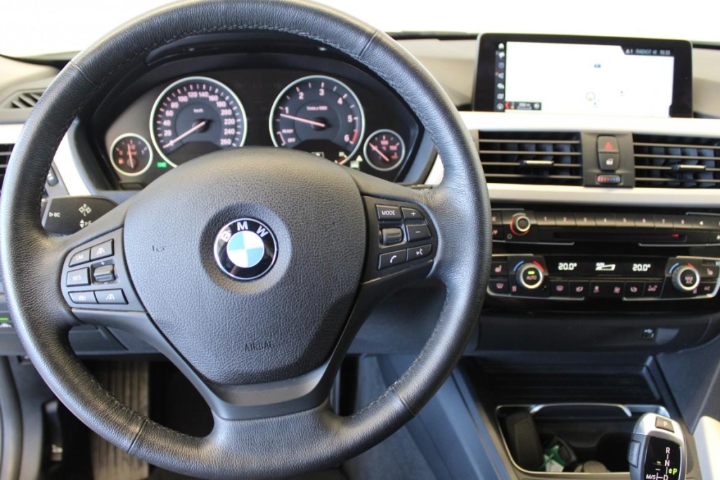 BMW 3er Touring 2018 фото 6