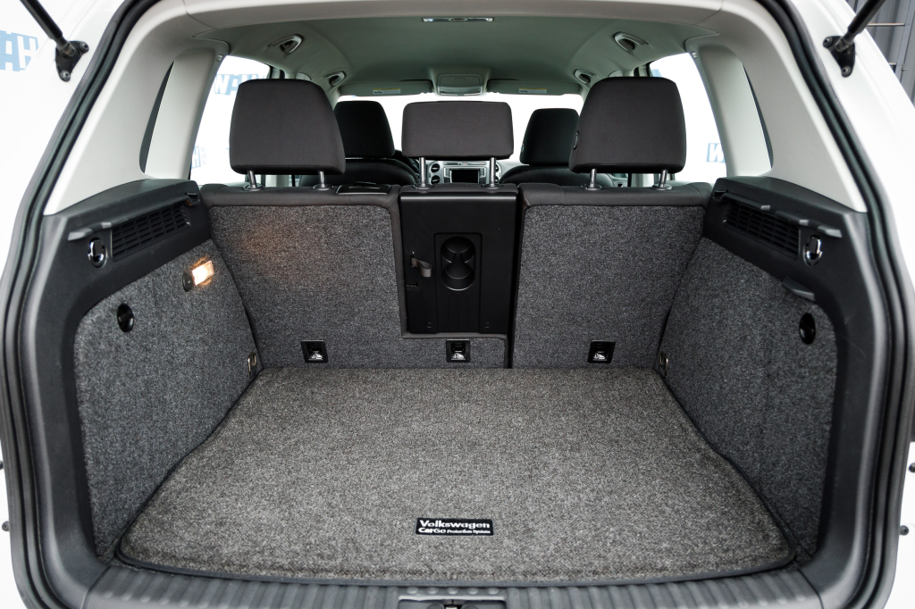 Volkswagen Tiguan S 2017 photo 27