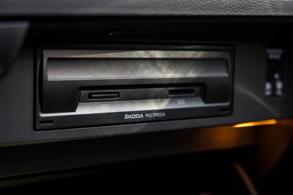 Skoda Superb 2019 photo 30