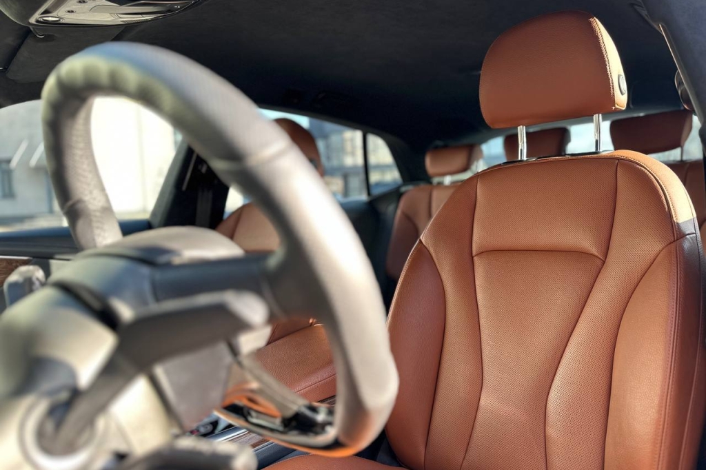 Audi Q8 50 TDI 2021 фото 15