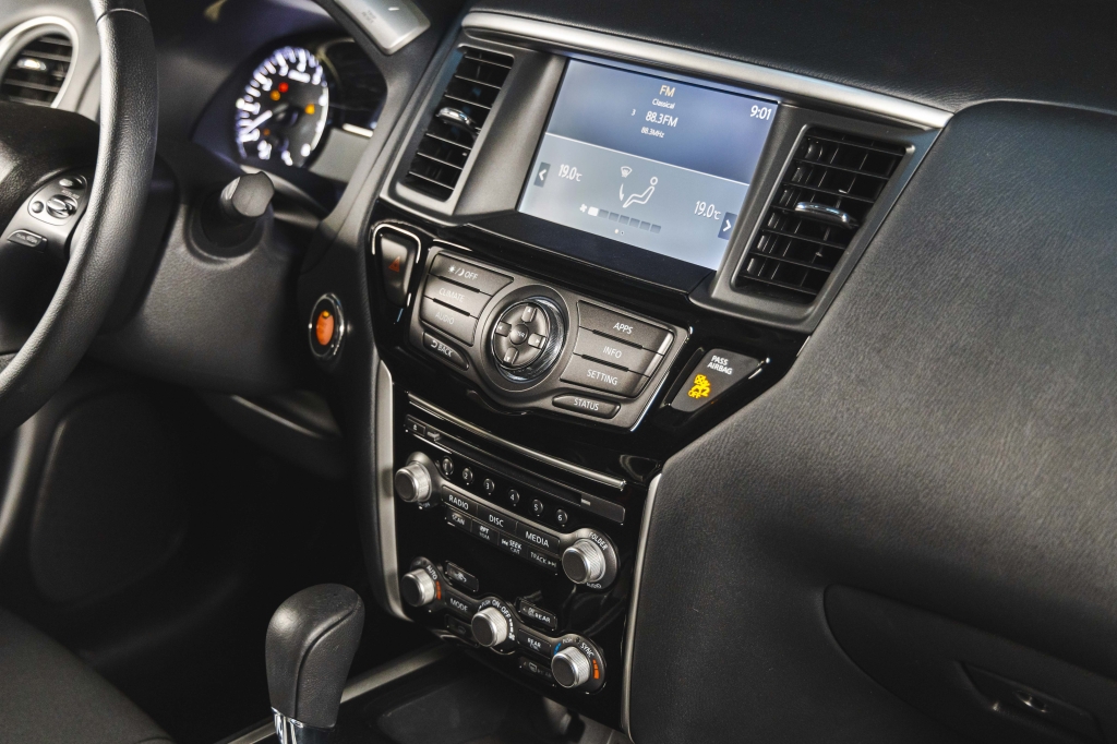 Nissan Pathfinder SV 2019 photo 27