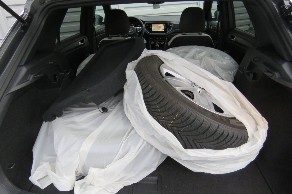 Volkswagen T-Roc 2019 фото 4