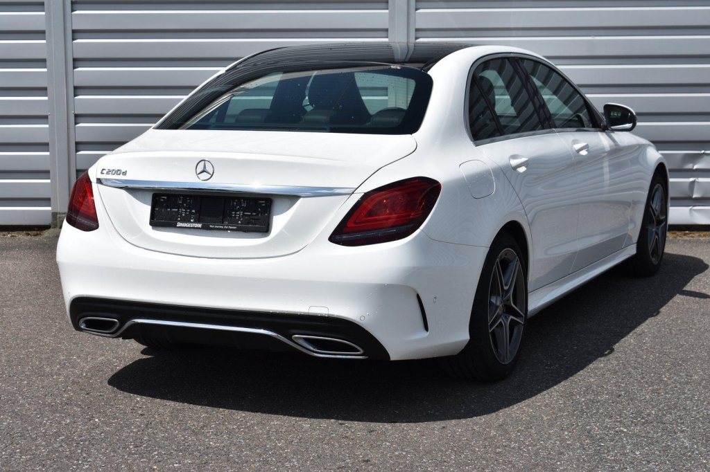 Mercedes-AMG C-Klasse 2019 photo 3