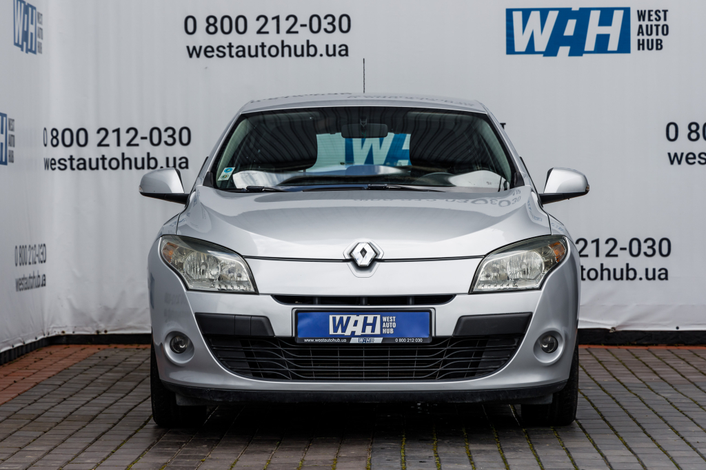 Renault Megane 2010 photo 1