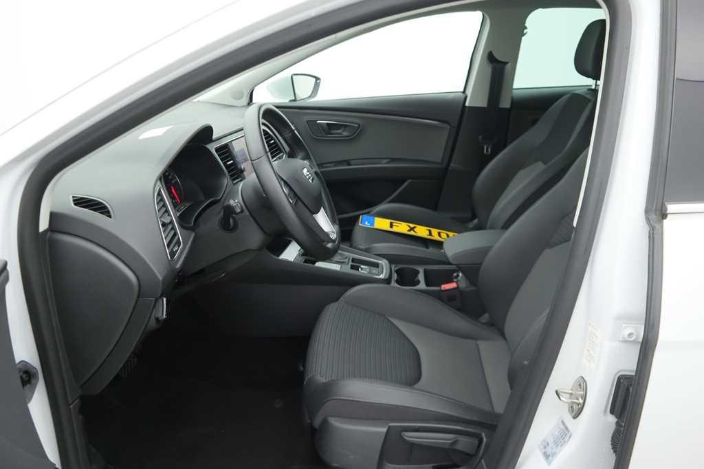 SEAT Leon 2017 photo 5